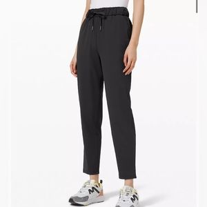 Lululemon Stretch High-Rise Pant 7/8 Length - Black - Size 8